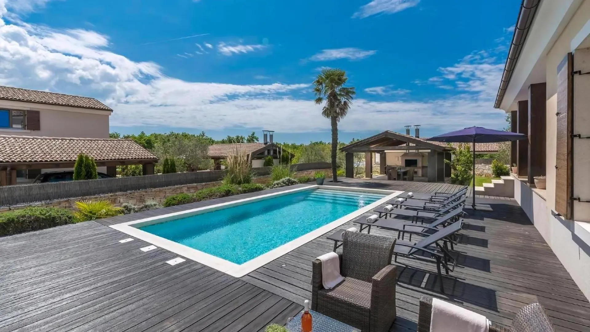 Villa Dante Juršići Tatil Evi